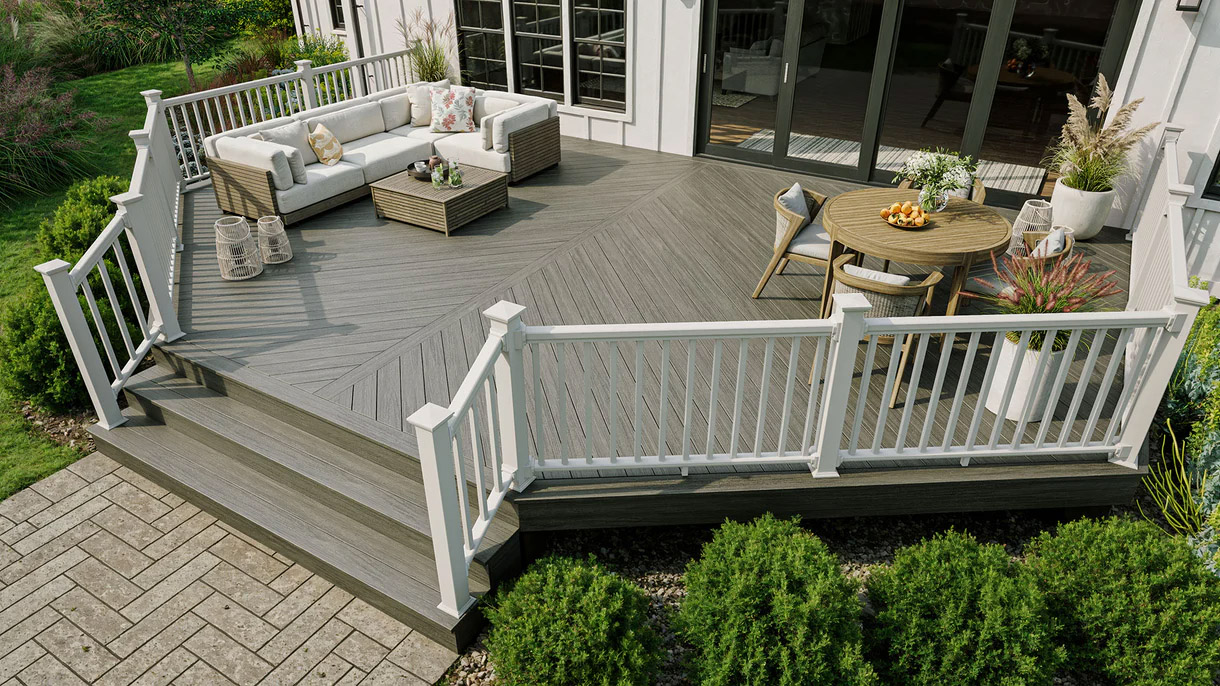 Deckorators Summit Composite Decking - Glacier Angled Deck Steps White Classic Composite Rail